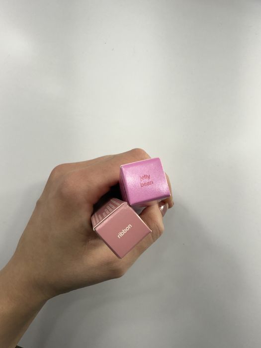 Блиски для губ Rhode