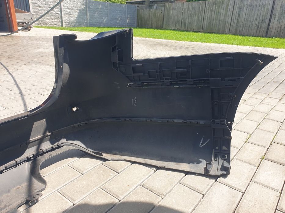 Passat b6 zderzak tył kombi lc9x