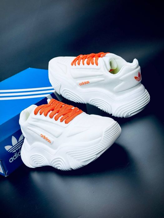 Женские Adidas Yezzy Boost/ кросовки адидас весна/купить адики женские