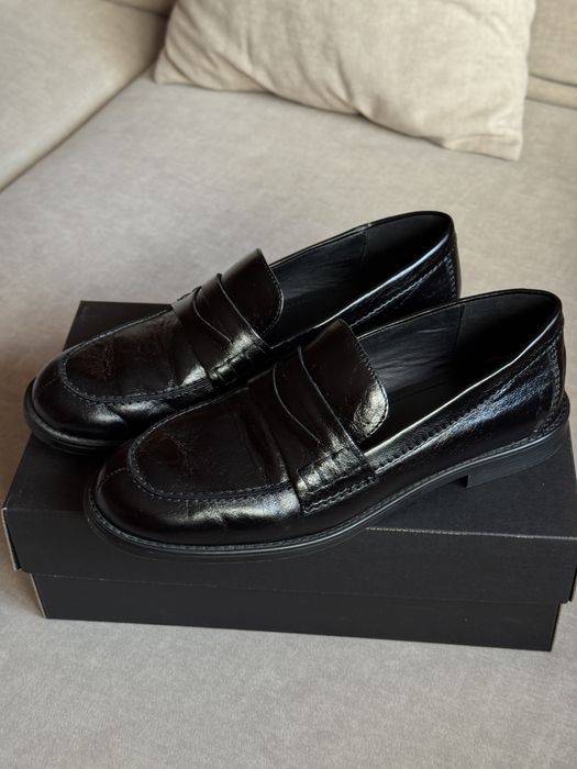 Лофери Massimo Dutti 41 розмір