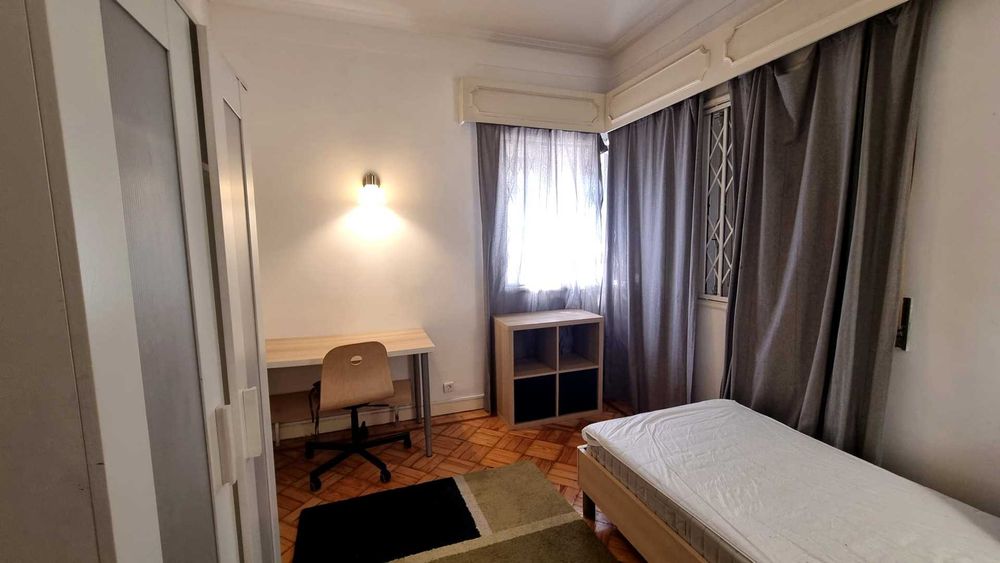 Quarto individual mobilado junto ao Polo Universitário — Paranhos