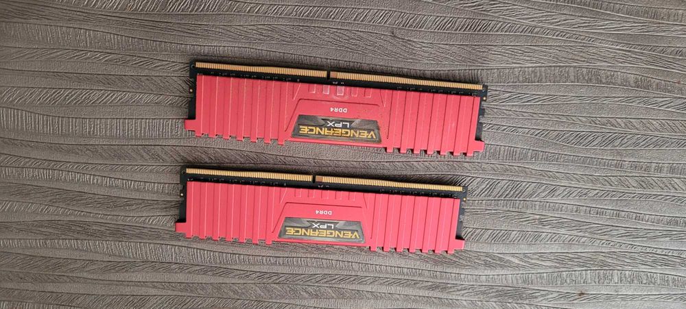 Pamięć RAM DDR4 Vengeance LPX 16Gb 2x8Gb