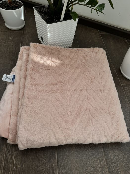 Одеяло, плед Dormeo