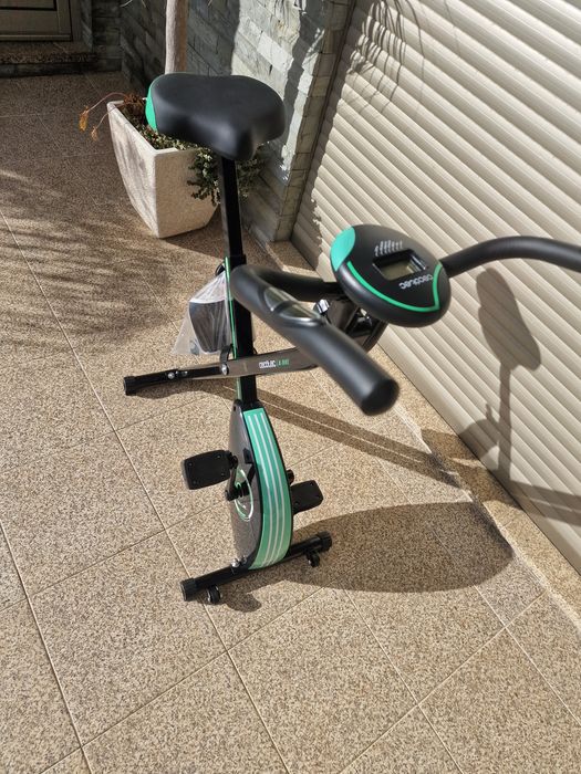 bicicleta de exercício dobrável MERACH MR-S15.