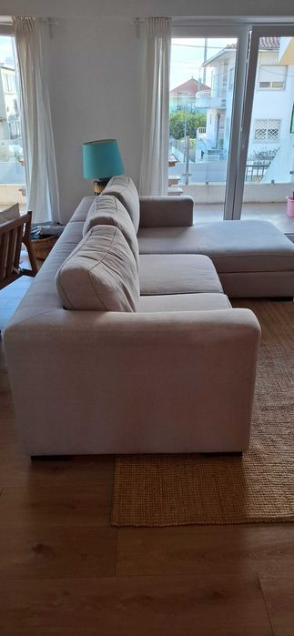 Sofá de 3-4 lugares com chaise longue