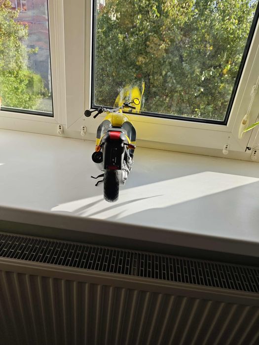 Колекційна металічна модель мотоцикла BMV