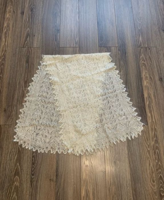 Платок пуховий із натуральної шерсті