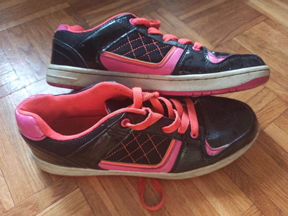 Buty sportowe trampki damskie r.39