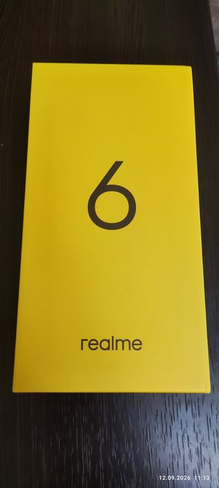 Продам Смартфон Realme 6