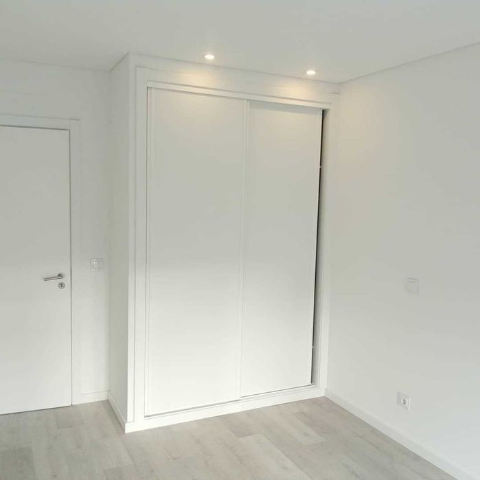 Excelente apartamento T3 semi-novo para arrendamemto