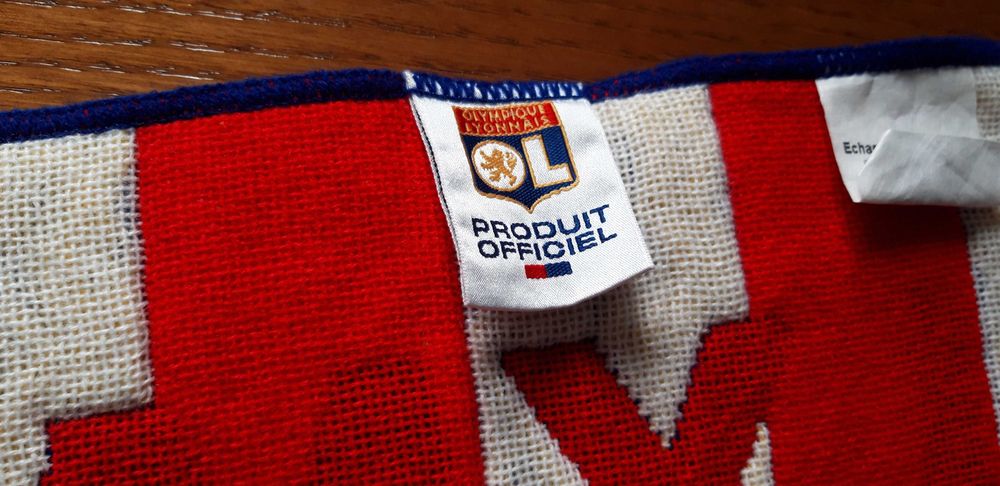 Cachecol Equipa de futebol "Olympique Lyonnais" - NOVO.