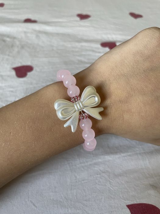 Pulseiras feitas à mão - miçangas rosa + laço