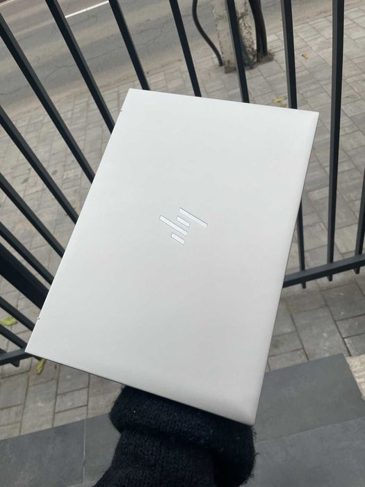 HP EliteBook 865 G9 швидка робота, якісний екран,стильний дизайн є 2шт