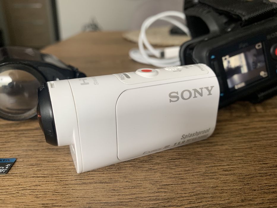 Podwodna Kamera Sony HDR-AZ1 plus LCD Sony LVR2V/Komplet!