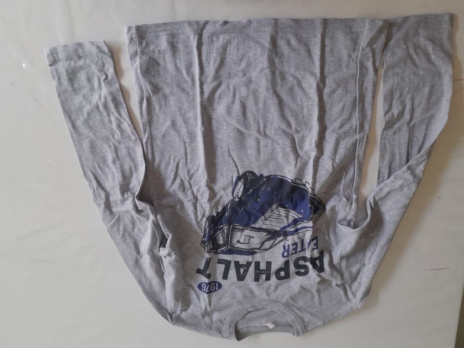 Blusa de manga comprida criança (tamanho 8 a 9 anos)
