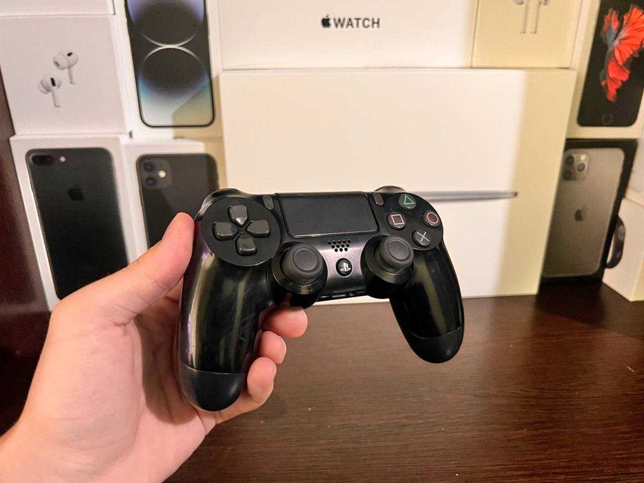 Sony PlayStation 4 DualShock 4 — обслужений, без дрифту