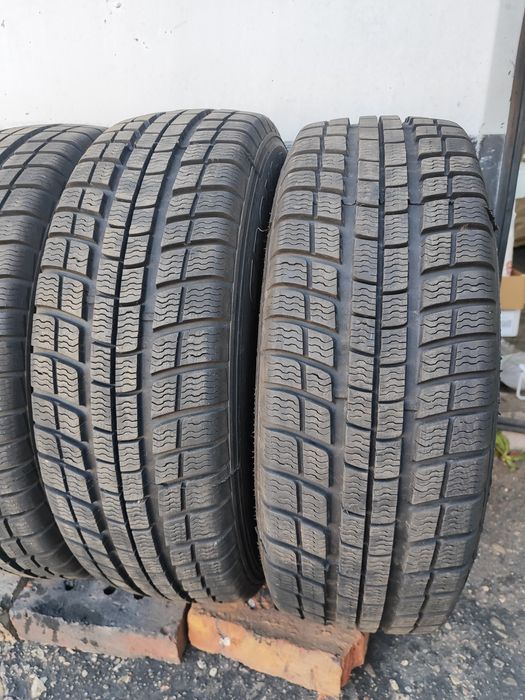 Шини нові 215/65 R15 snow evolution