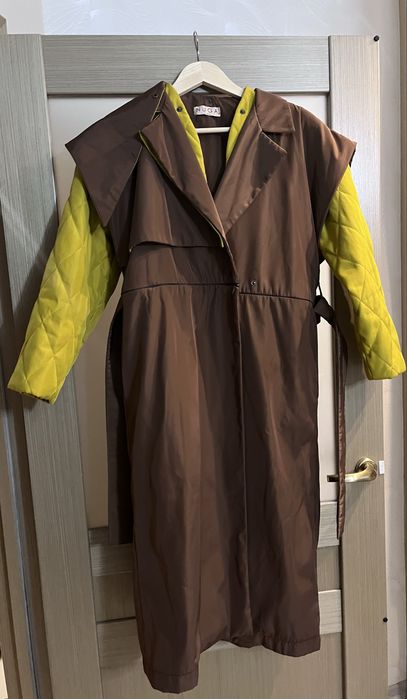 Куртка-тренч, трансформер, від бренду NUGA