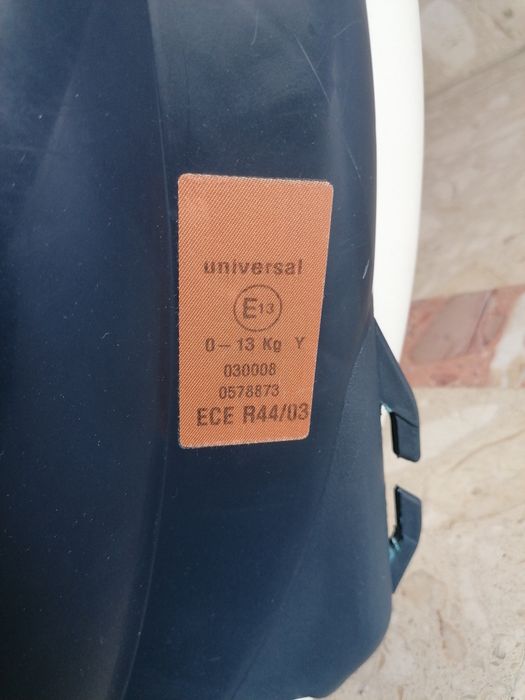 Cadeira Bébé "Ovo" Prénatal  (0 a 13 Kg)

Como novo