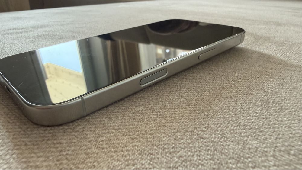 iPhone 16 Pro 256GB White Titanium | Bateria 100%