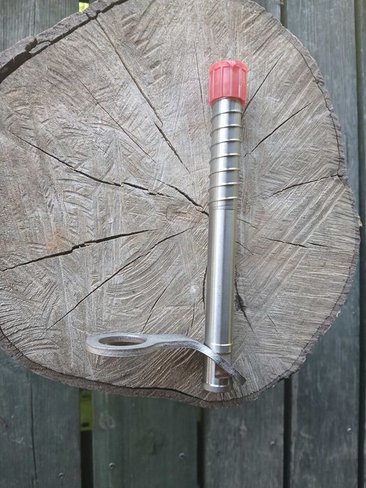 Śruba do lodu tytanowa Irbis