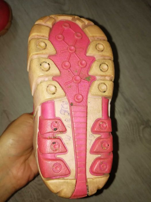 Buty zimowe. Śniegowce 20 rozmiar dla dziewczynki