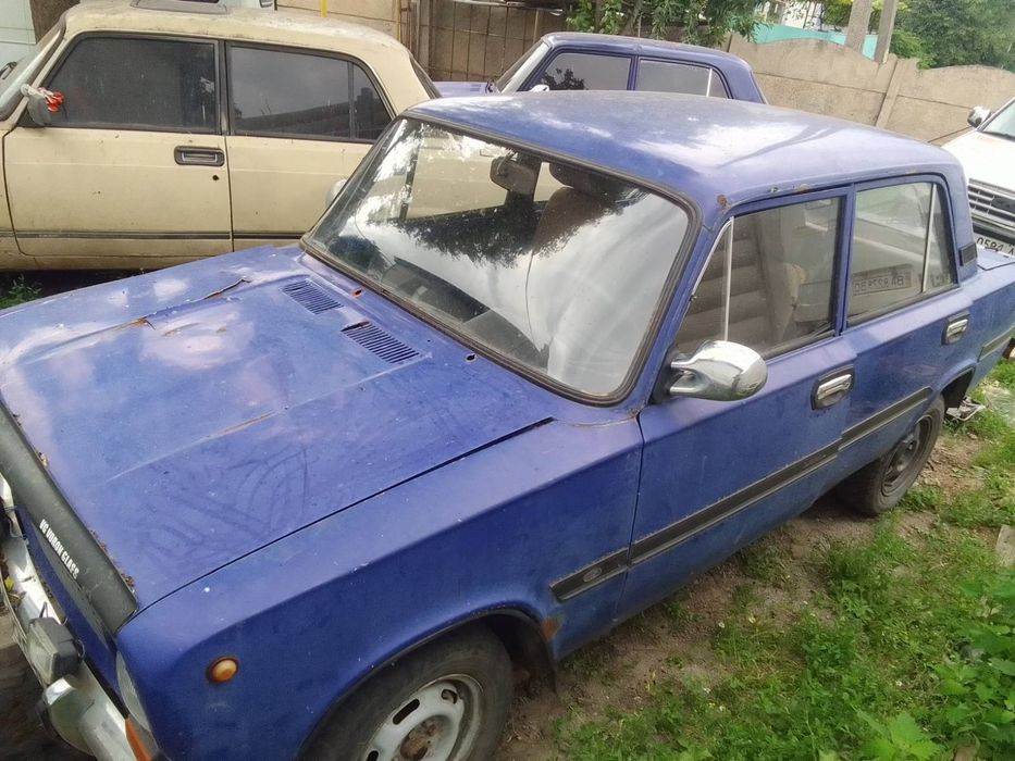 Продам все , що на фото .