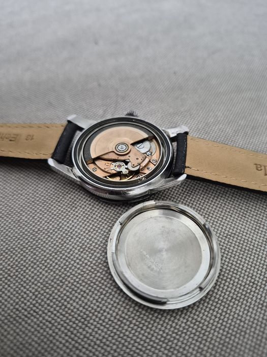 Zegarek Enicar Sherpa diver 600
