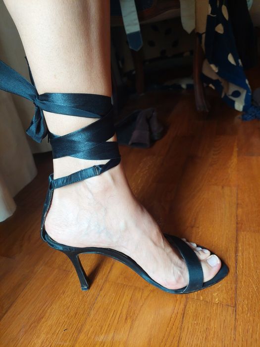 Sapatos altos pretos, Seaside