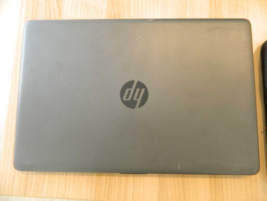 HP 255 G7 AMD Ryzen 3 2200U 8GB DDR4 256GB NVMe