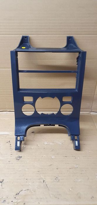 Ramka radia konsoli dekor Peugeot 3008 9685099877