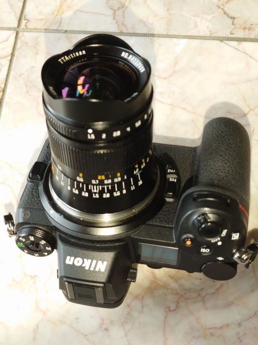 Nikon Z6 body + obiektyw TTArtisan 21mm/f 1.5  oraz gratisy (karta pamięci XQD 64 GB, dodatkowy akumulator).