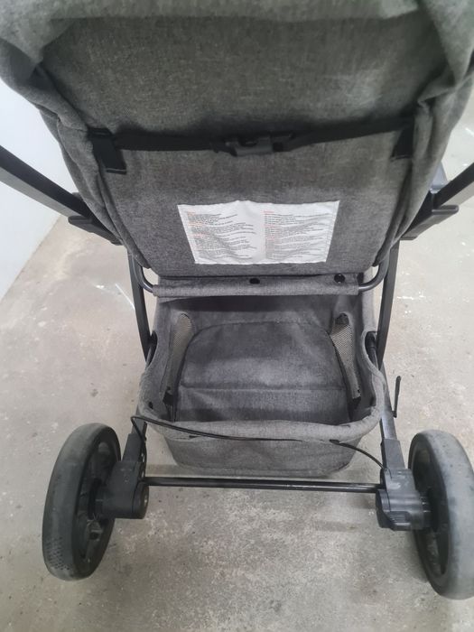 Carinho bebé como novo