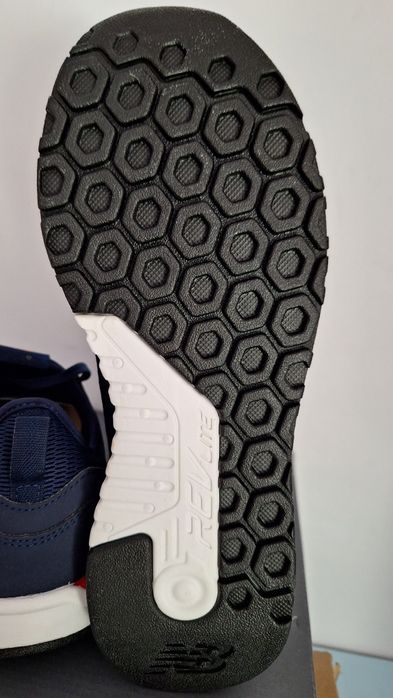 Buty sportowe New Balance mix kolorów Rozmiar 40.5