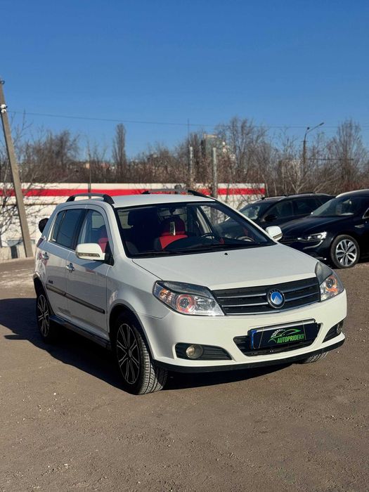 Geely MK Cross 2013 1,5 бензин/газ (Перший внесок від 20%)