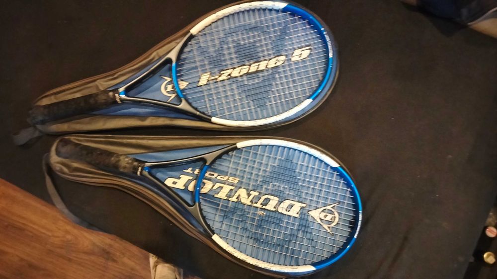 Rakiety tenisowe DUNLOP
