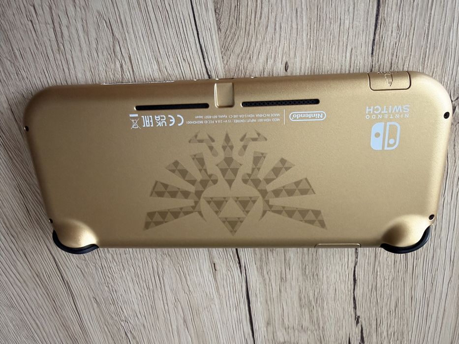 Nintendo Switch Lite Hyrule Edition przerobiona