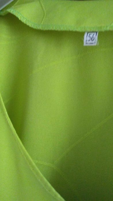 Блузка жіноча великого розміру.