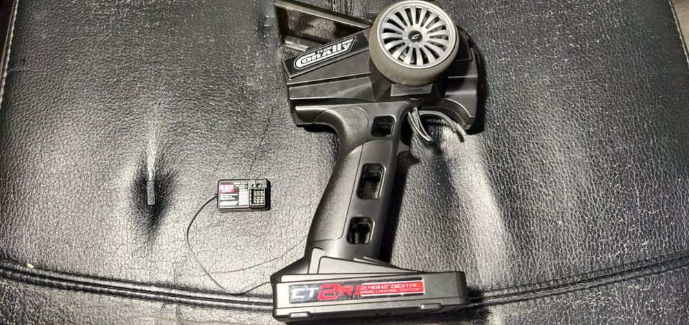 Comando RC Team Corally CT2R + Receptor R323