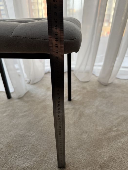 Кухонні стільці, крісла. Офісні стулья,