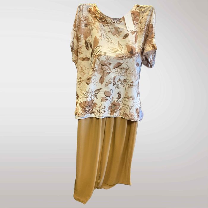 Dwuczęściowy Komplet w Kwiaty na Wiosnę Beżowy