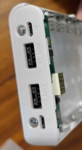 Powerbank - akumulatorki 8x 18650 - cyfrowy - wymienne baterie