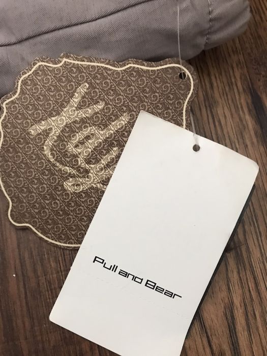 Szara kurtka nowa pull and bear rozmiar s, chowany kaptur