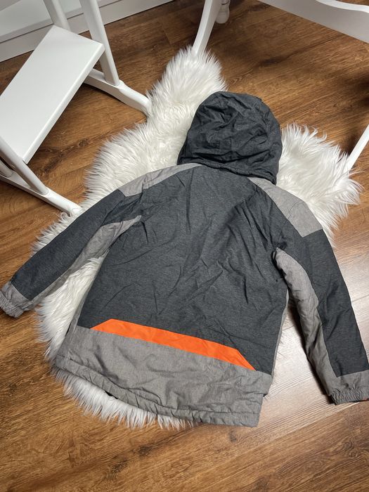 Продам стильну теплу зимову куртку Cool Club Mountain 128 для хлопчика.