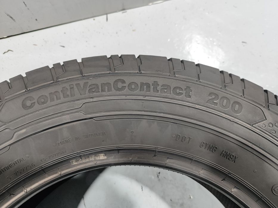 2 pneus semi novos 195-75R16C Continental - Oferta dos Portes