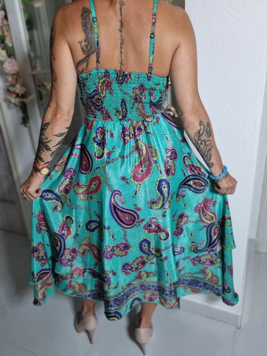 Przepiękna sukienka jedwabna, rozmiar uniwersalny