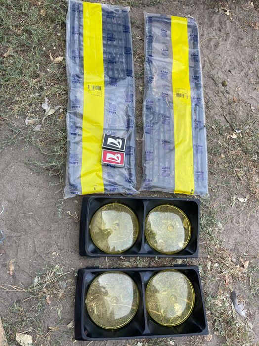 решетка передняя радиатора  ваз 2106 пластик