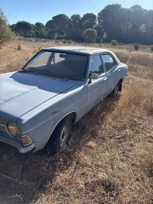 Ford Cortina XL
