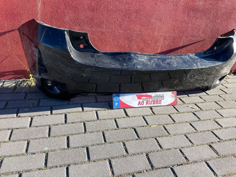 Parachoque Toyota auris