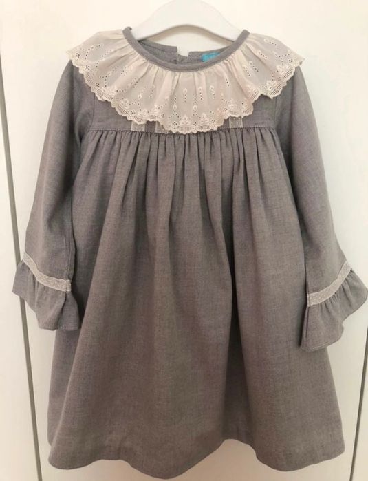 Vestido de gola e rendas | 6 Anos | Borboleta